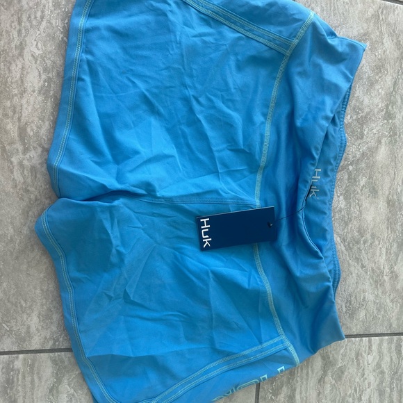 NWT HUK Fishing Shorts - Picture 6 of 6